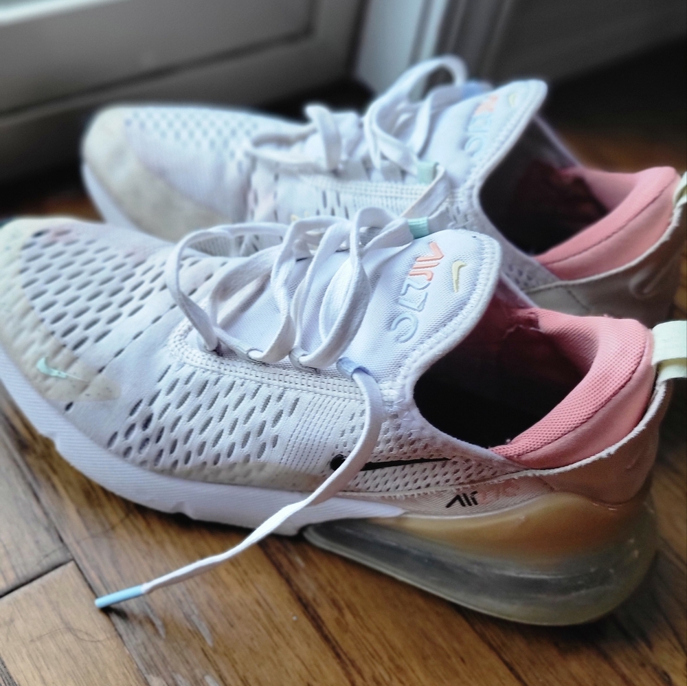Nike Air Max 270 White Sanddrift 2022  Size 8.5